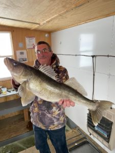 How to catch walleye on lake of the woods